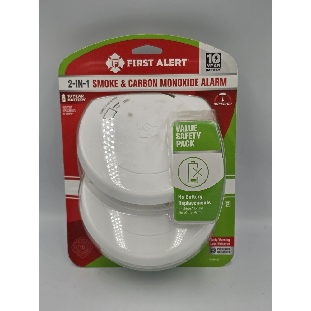 2 Pack First Alert 2-in-1 Smoke & Carbon Monoxide Alarm Detector White